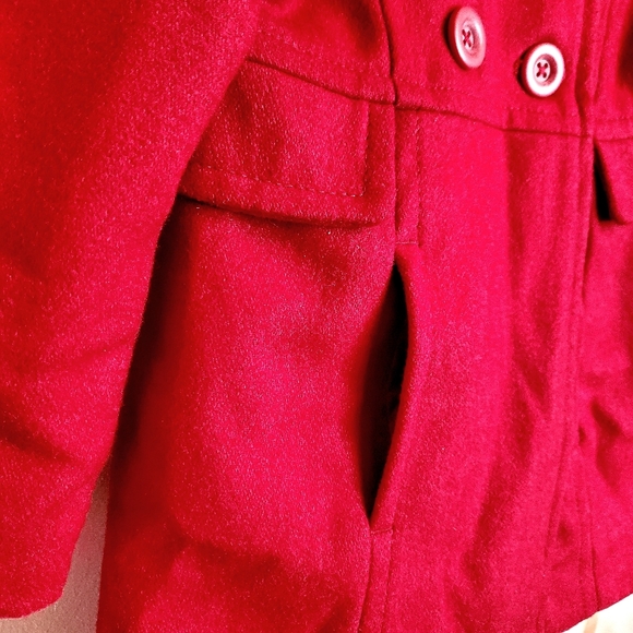 NWOT Old Navy Toddler Button-Up Peacoat In Red 4T - Picture 3 of 13